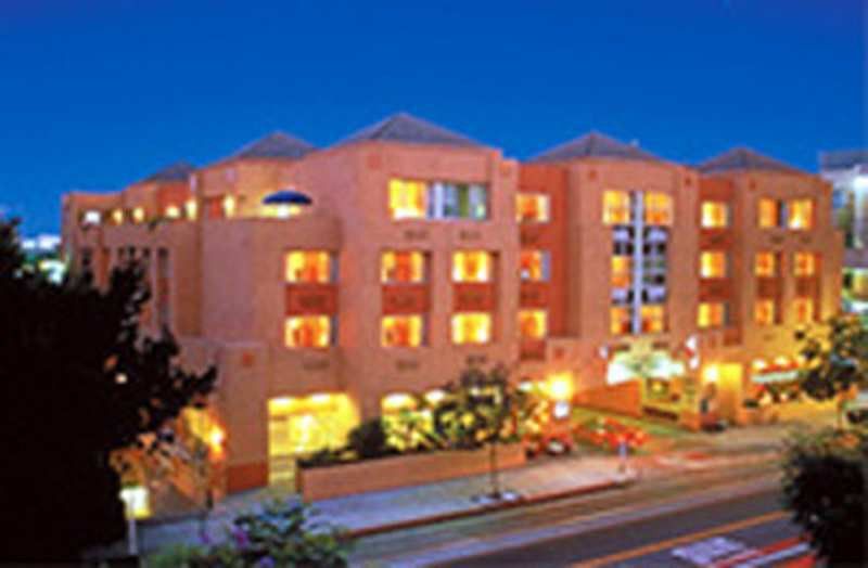 Gateway Hotel Santa Monica Exterior photo