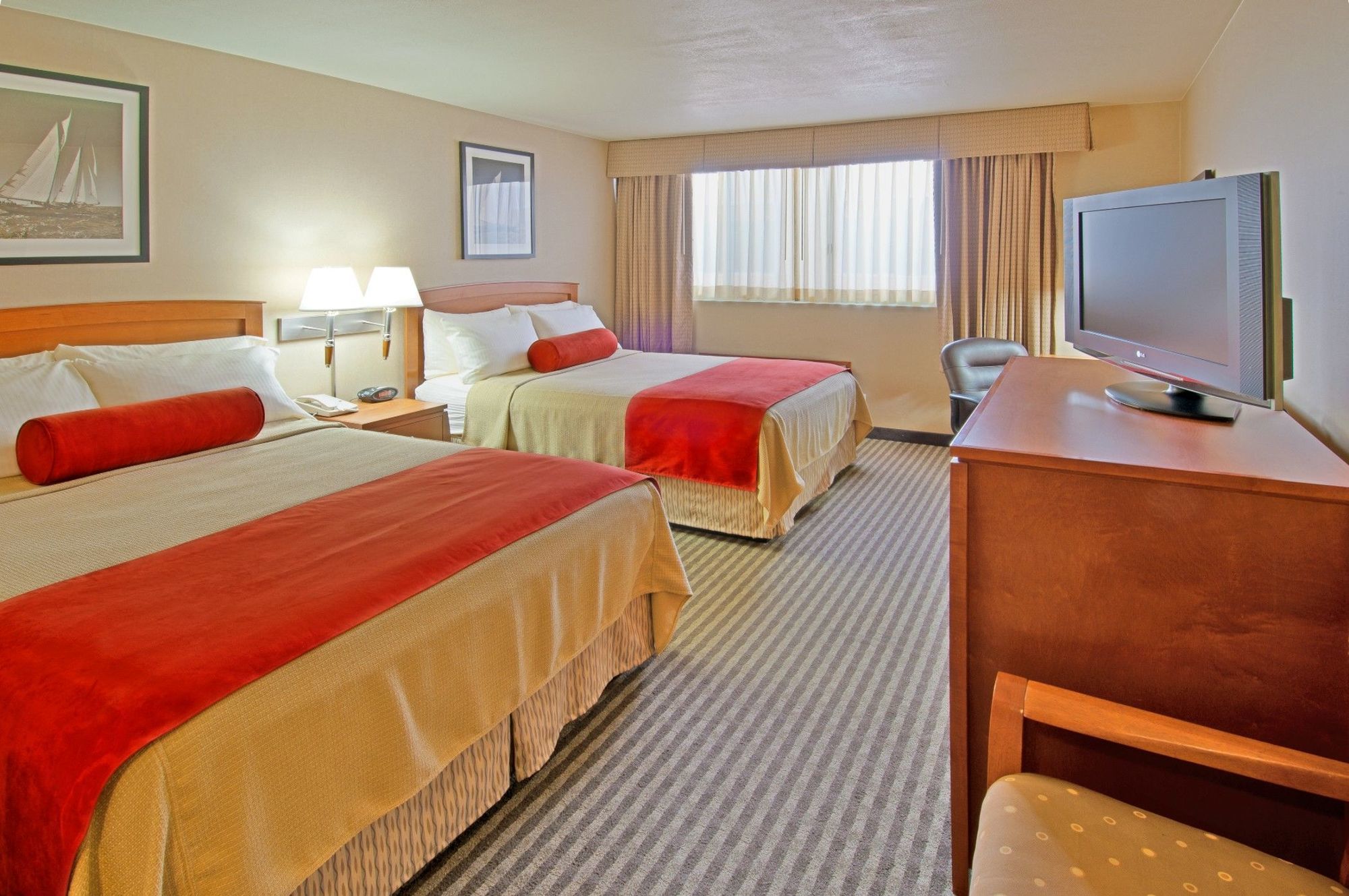 Gateway Hotel Santa Monica Exterior photo