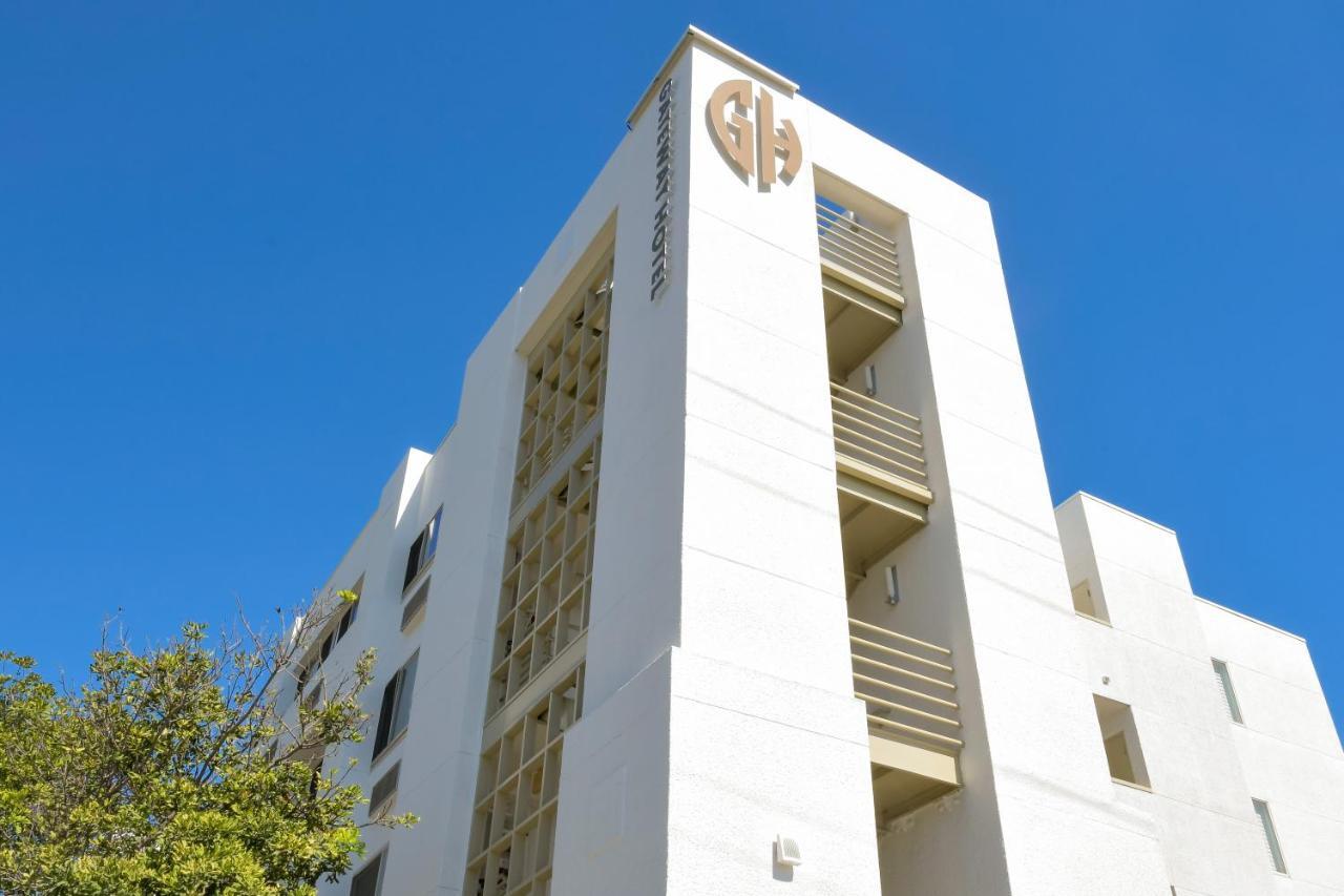 Gateway Hotel Santa Monica Exterior photo