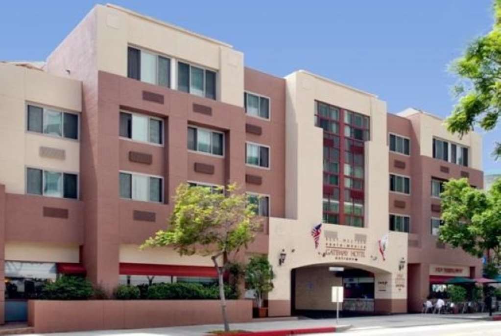 Gateway Hotel Santa Monica Exterior photo